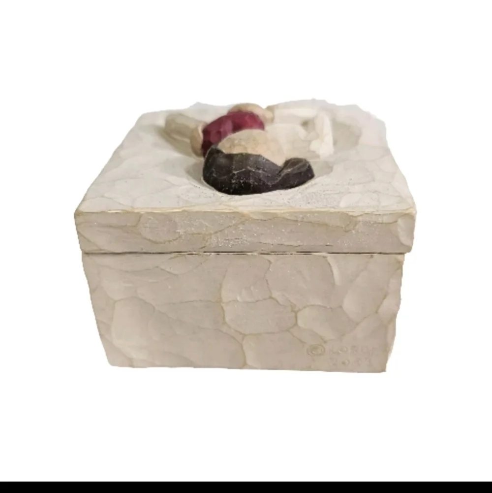 Willow Tree Square Keepsake Trinket Love Box by Lordi From the Heart 2003